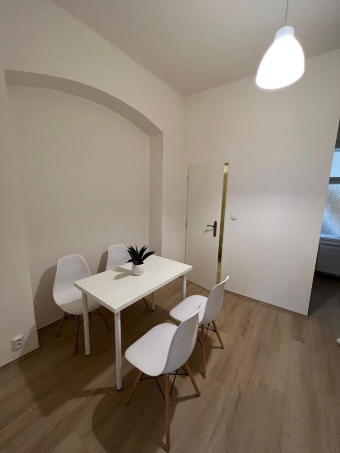 Apartmany Soukenicka Praga Exterior foto